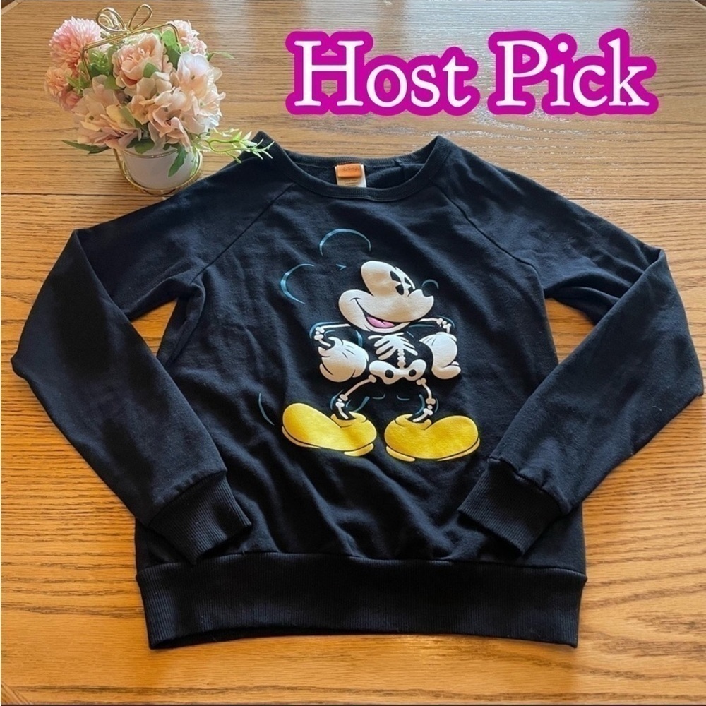 ✅HOST Pick✅ Disney Mickey Mouse Sweatshirt, Small
